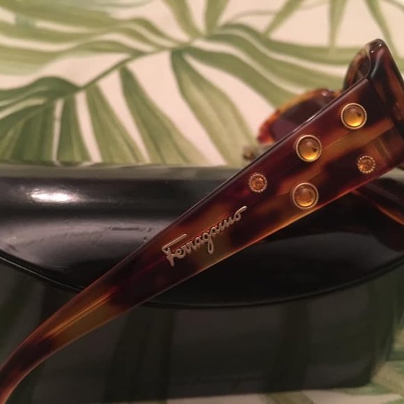Designer Salvatore Ferragamo Designer Ladies Brown Tortoise Sunglasses - Picture 4 of 9